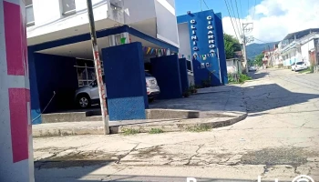 Clínica Cigarroa - Dr. Antonio Castro Zambrano Y