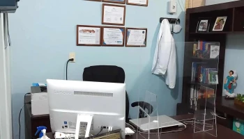 Consultorio de Medicina Interna Dr. Benítez - Ferrocarrilera