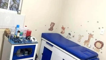 Farmacia y Consultorio Médico “Génesis” - Los Héroes Chalco