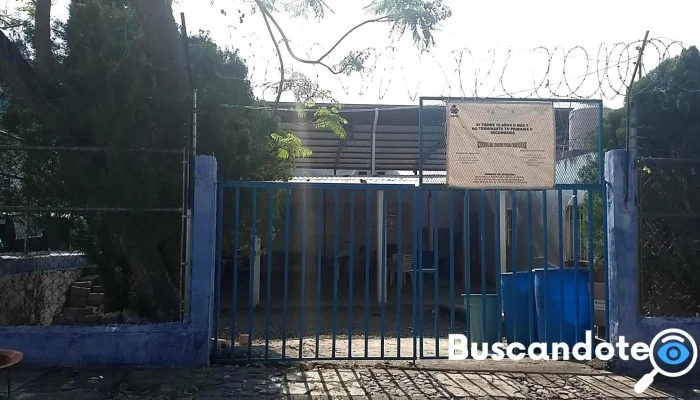 Centro de Salud - 39105 Petaquillas