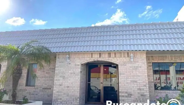 Centro Medico Dr. Rafael Cueva H. - Jardines De San German