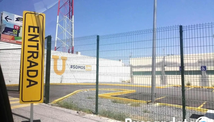 Clinica Universitaria Cienega de Flores - N.l