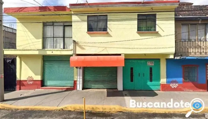 Consultorio Médico - Los Reyes