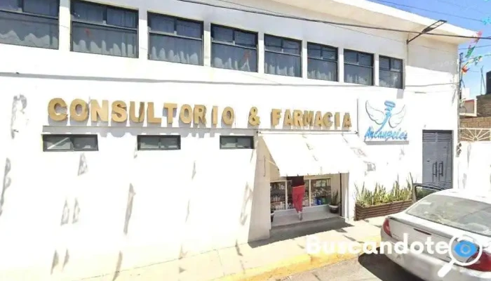 Consultorio Y Farmacia 7 Arcangeles - Coatepec
