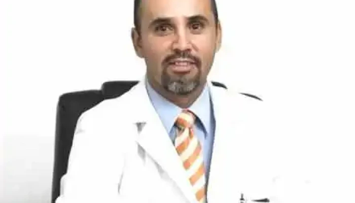Dr. Arturo Fabian Gallo Avalos - Prol. Corregidora Nte. 911-Int 101