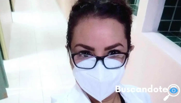 Dra. Alejandra Salazar/ Dr. Hermes Mtz. Maya - Zona Centro