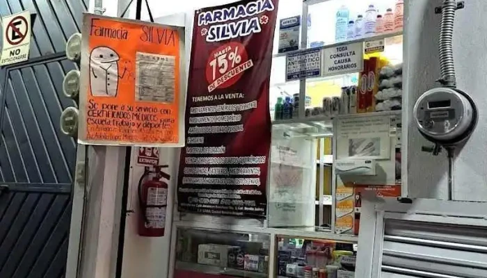 Farmacia y Consultorio Médico Silvia. - Cdad. Nezahualcóyotl
