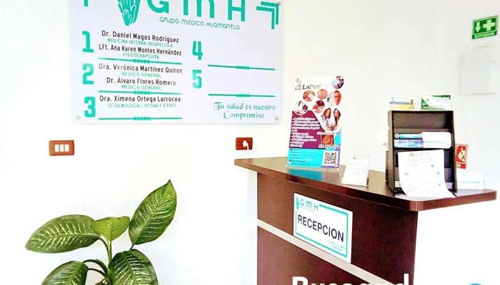 Grupo Médico Huamantla - Esquina Con