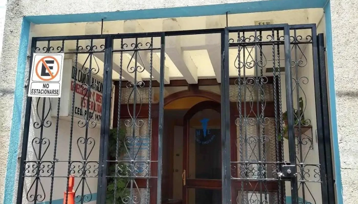 Médico Ginecólogo - Centro