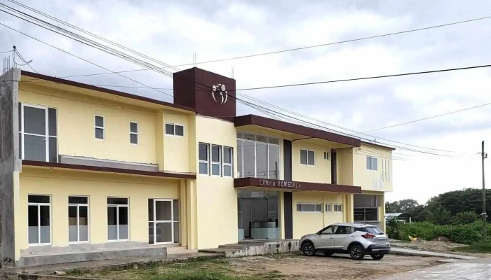 Servicios Médicos Especializados y Hospitalarios Romedal - Cocoteros